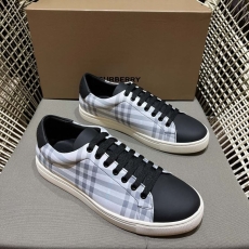 Burberry Low Shoes